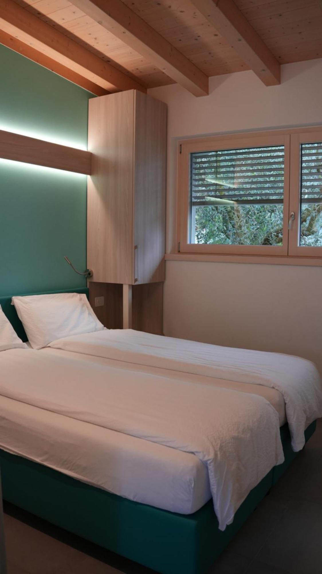 Casa Maria Apartments Riva del Garda Cameră foto